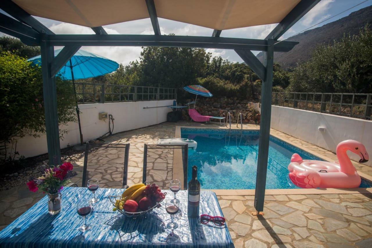 Villa Afou Afráta Exterior photo